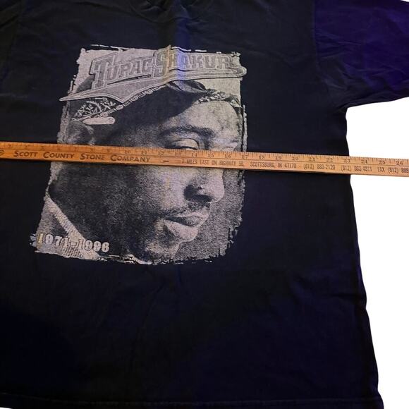 RARE Vintage Distressed 2PAC Black T-Shirt Tupac Shakur XL Bootleg Thug Life - Picture 3 of 3